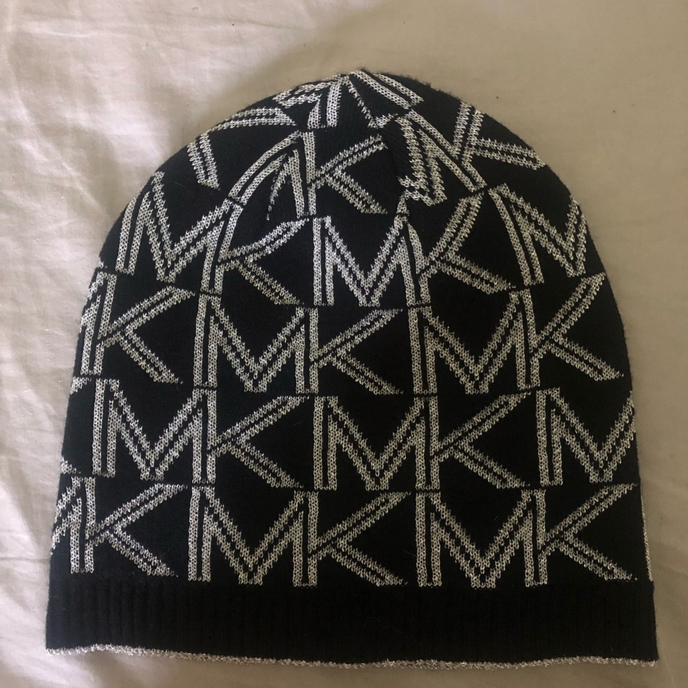 Michael Kors hat